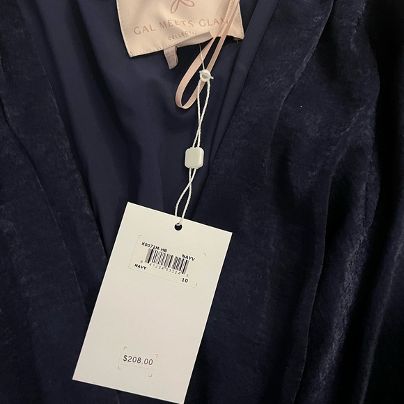 NWT Gal meets Glam Jennifer wrap dress - Picture 3 of 3